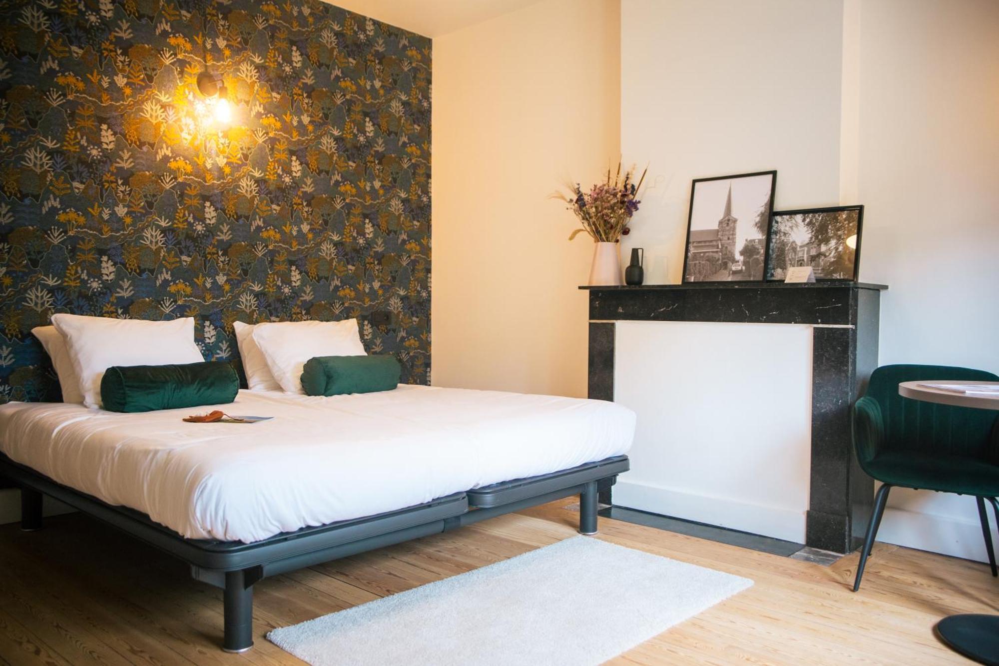 B&B Het Notarishuis - Authentiek Verblijf Nabij Maastricht Voeren Luaran gambar
