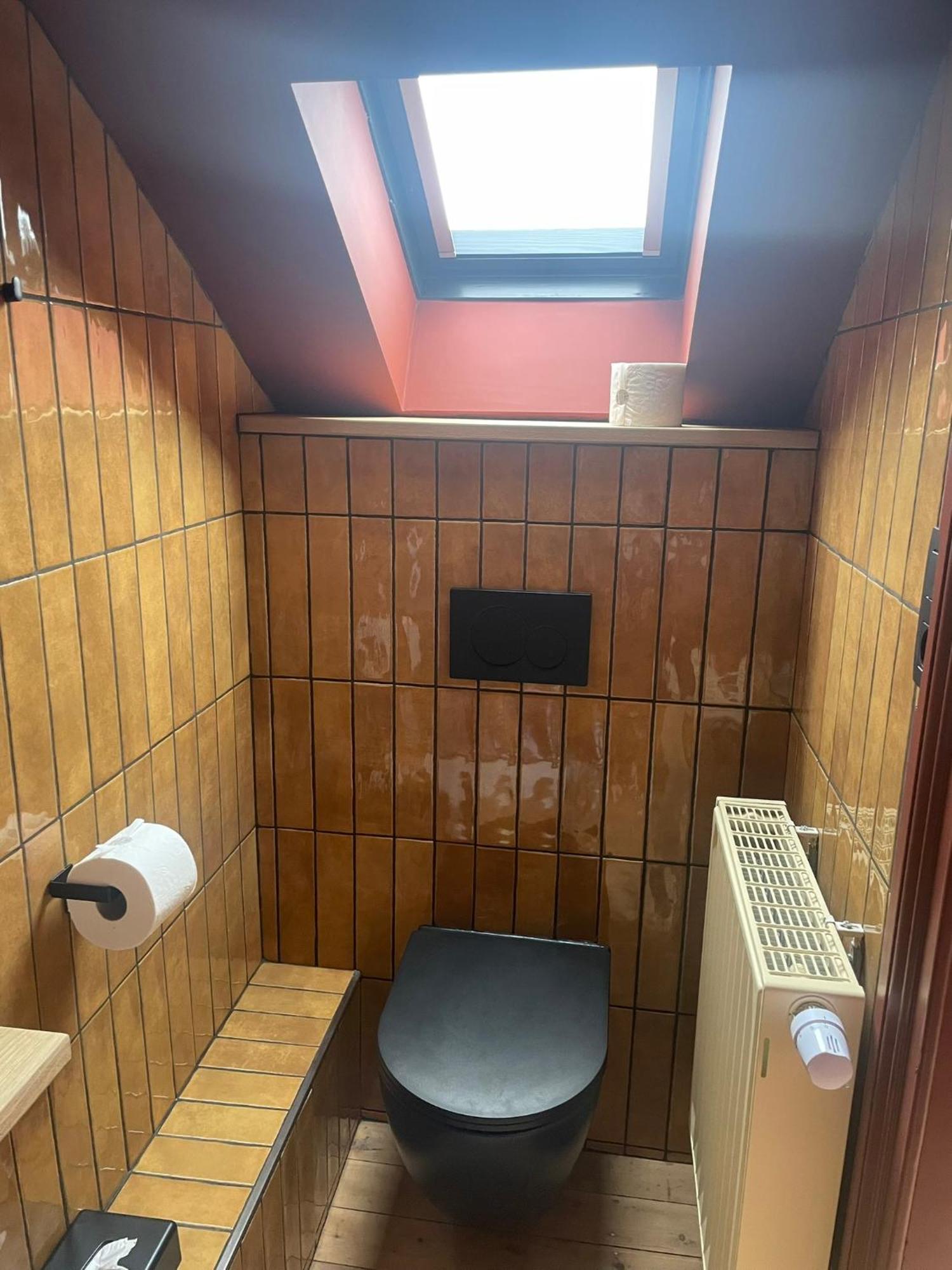 B&B Het Notarishuis - Authentiek Verblijf Nabij Maastricht Voeren Luaran gambar